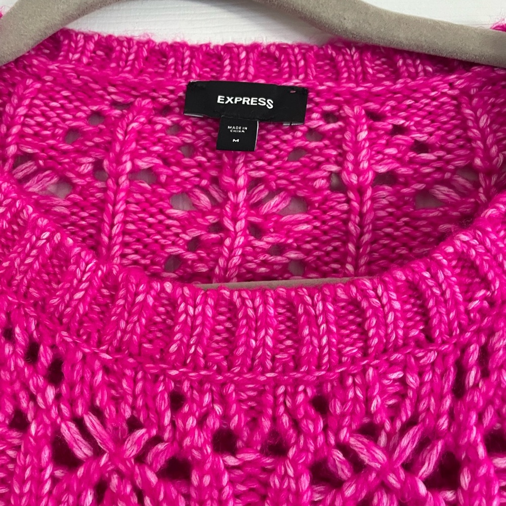 Express Sweater - Picture 4 of 5